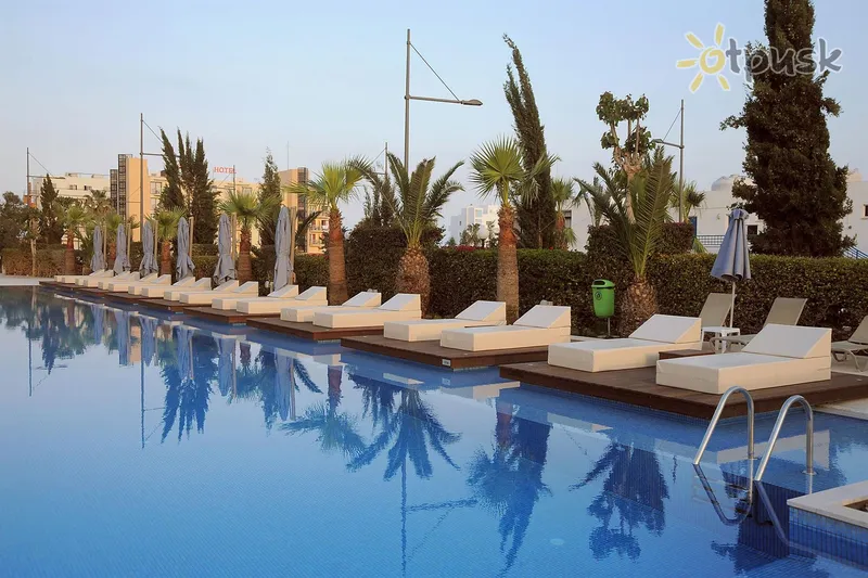 Фото отеля Nestor Hotel 3* Айя Напа Кипр экстерьер и бассейны