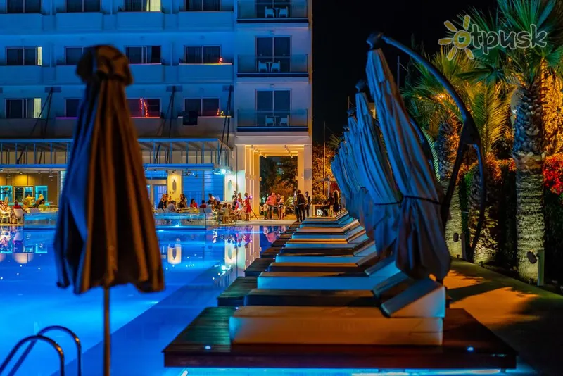 Фото отеля Nestor Hotel 3* Aija Napa Kipra ārpuse un baseini