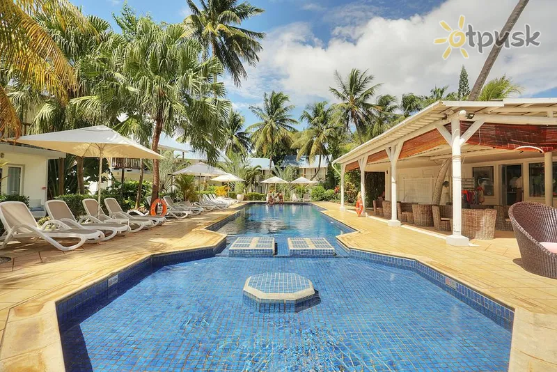 Фото отеля Cocotiers Hotel 2* apie. Mauricijus Mauricijus išorė ir baseinai