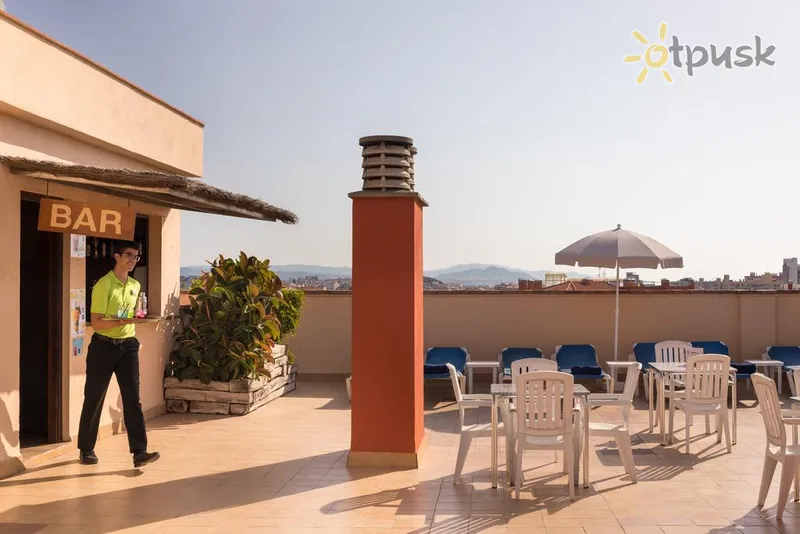 Фото отеля H.Top Royal Sun Suites 4* Kosta del Maresme Spānija bāri un restorāni