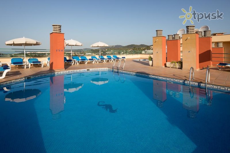 Фото отеля H.Top Royal Sun Suites 4* Коста Дель Маресме Испания экстерьер и бассейны