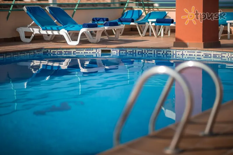Фото отеля H.Top Royal Sun Suites 4* Kosta del Maresme Spānija ārpuse un baseini