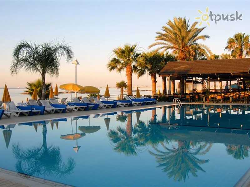 Фото отеля Palm Beach Hotel & Bungalows 4* Ларнака Кипр экстерьер и бассейны