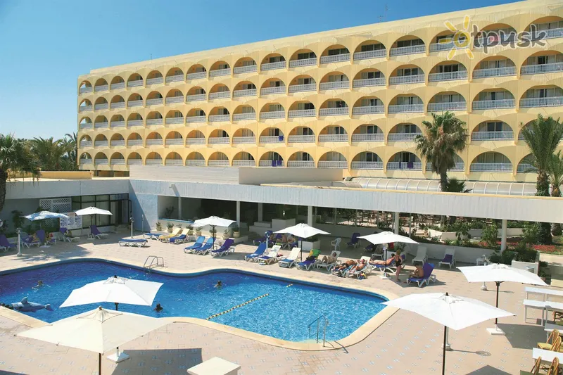 Фото отеля ONE Resort Jockey 4* Monastiras Tunisas išorė ir baseinai