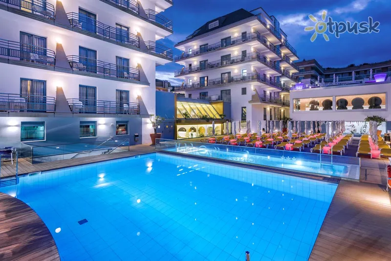 Фото отеля Alhambra Hotel 3* Коста Дель Маресме Іспанія екстер'єр та басейни