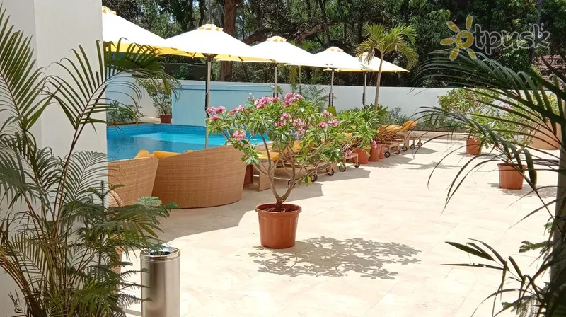 Фото отеля Mumbai House Goa 4* Šiaurės Goa Indija išorė ir baseinai