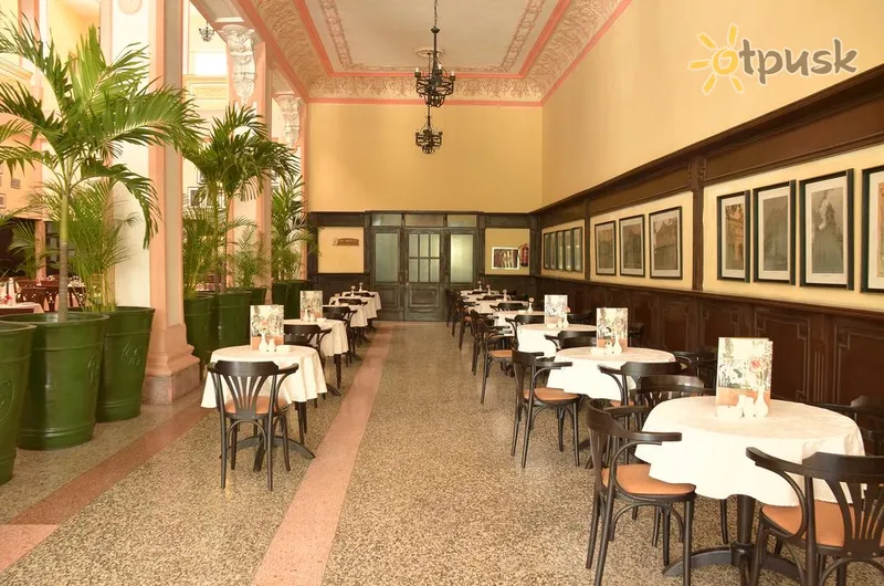 Фото отеля E Velasco Hotel 4* Матансас Куба бари та ресторани