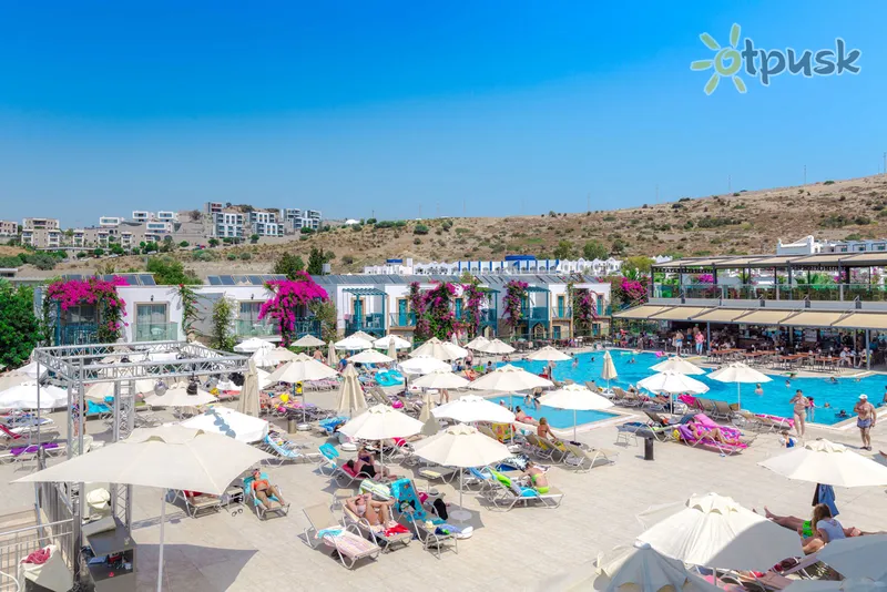 Фото отеля Jasmin Beach Hotel 4* Bodrumas Turkija išorė ir baseinai