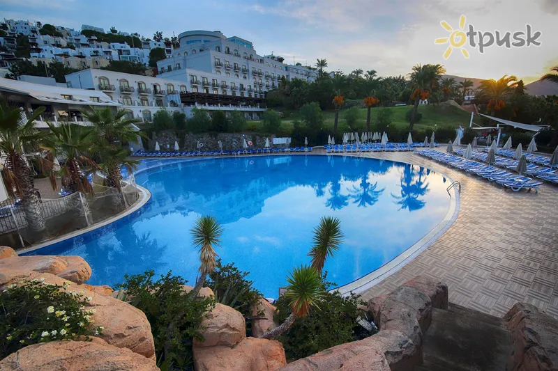 Фото отеля Yasmin Bodrum Resort 5* Bodruma Turcija ārpuse un baseini