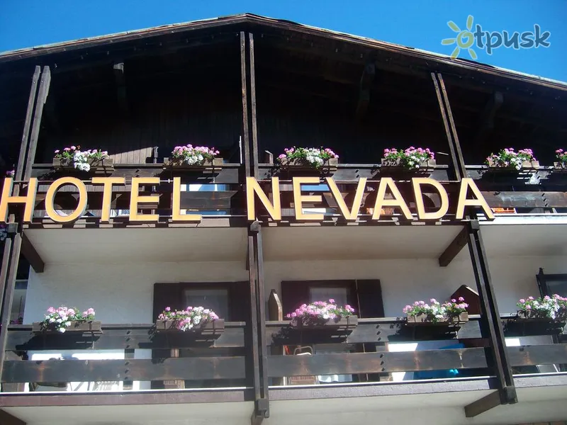 Фото отеля Nevada 2* Campitello di Fassa Italija išorė ir baseinai
