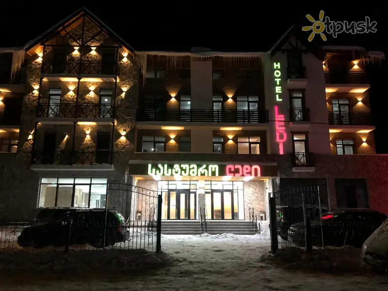 Фото отеля Ledi Hotel 3* Bakuriani Gruzija išorė ir baseinai