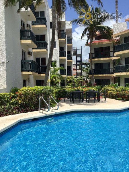 Фото отеля Faranda Imperial Laguna Hotel 3* Канкун Мексика экстерьер и бассейны