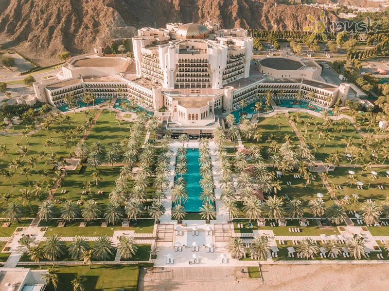 Фото отеля Al Bustan Palace A Ritz-Carlton Hotel 5* Маскат Оман экстерьер и бассейны