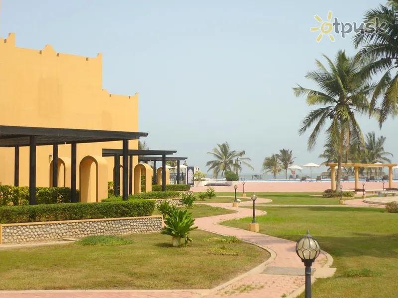 Фото отеля Samharam Tourist Village 3* Salalah Omanas išorė ir baseinai