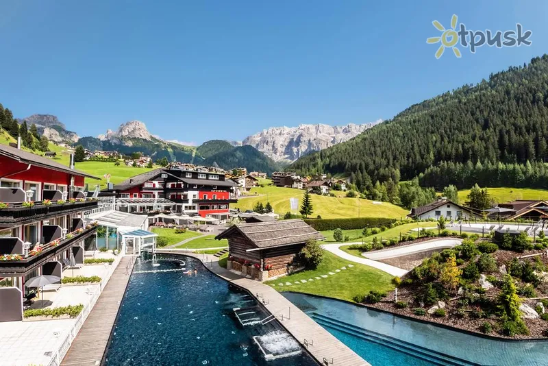 Фото отеля Alpenroyal Grand Hotel Gourmet & Spa 5* Val Gardena Itālija ārpuse un baseini