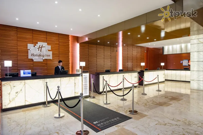 Фото отеля Holiday Inn Shanghai Jinxiu 4* Šanhaja Ķīna vestibils un interjers