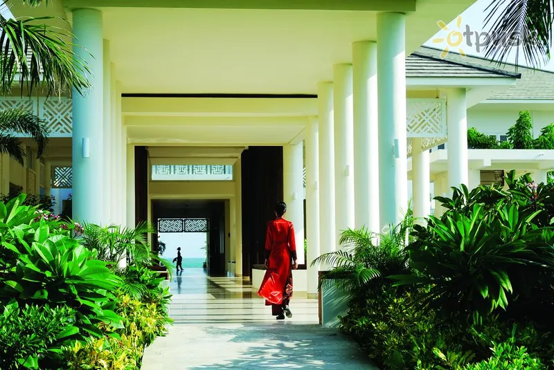 Фото отеля Azerai Ke Ga Bay 5* Фантьет Вьетнам лобби и интерьер