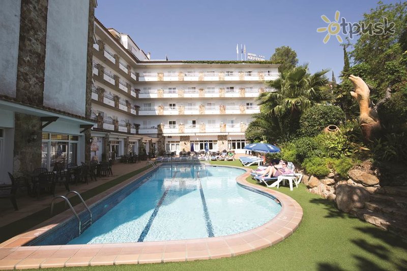Фото отеля GHT Neptuno Hotel 3* Коста Брава Испания экстерьер и бассейны