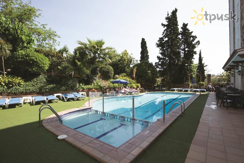 Фото отеля GHT Neptuno Hotel 3* Коста Брава Испания экстерьер и бассейны