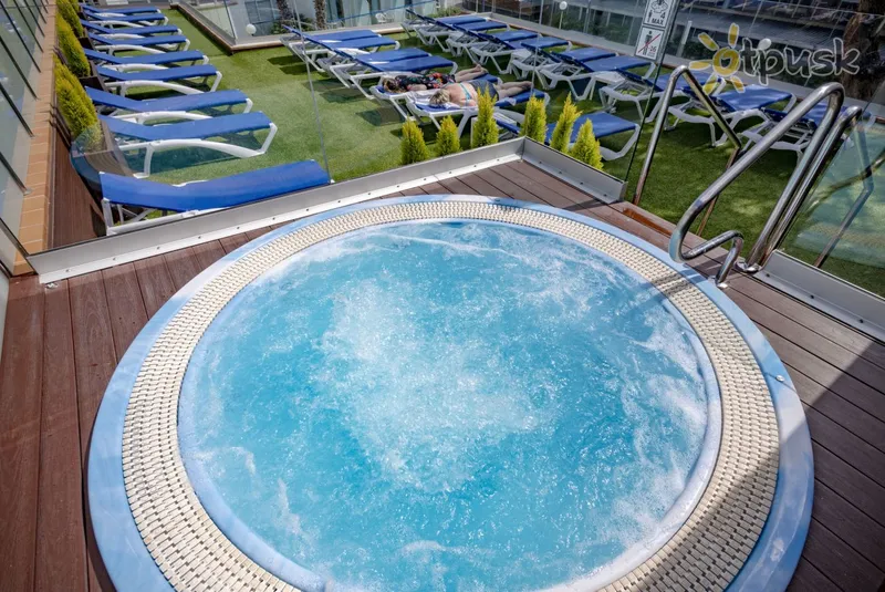 Фото отеля GHT Costa Brava Hotel 3* Коста Брава Іспанія екстер'єр та басейни