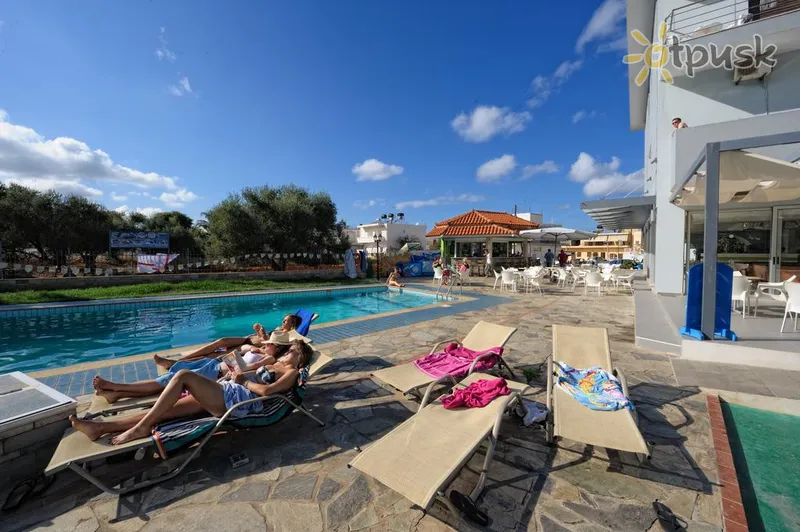 Фото отеля Hermes Hotel Malia 2* о. Крит – Іракліон Греція екстер'єр та басейни