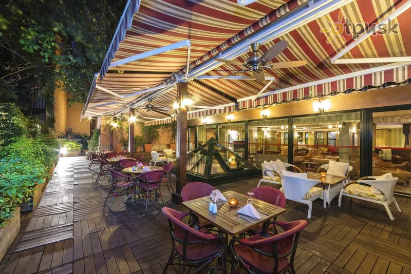 Фото отеля Grand Yavuz Hotel 4* Stambulas Turkija barai ir restoranai