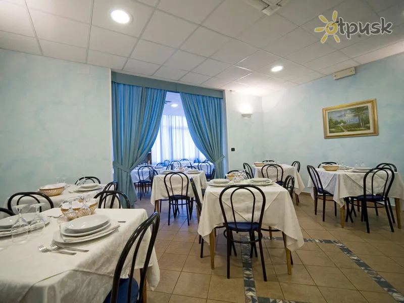 Фото отеля Savina Hotel 3* Riminis Italija barai ir restoranai