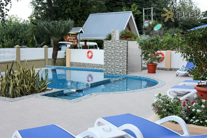 Фото отеля Pirogue Lodge 3* о. Праслін Сейшельські о-ви екстер'єр та басейни