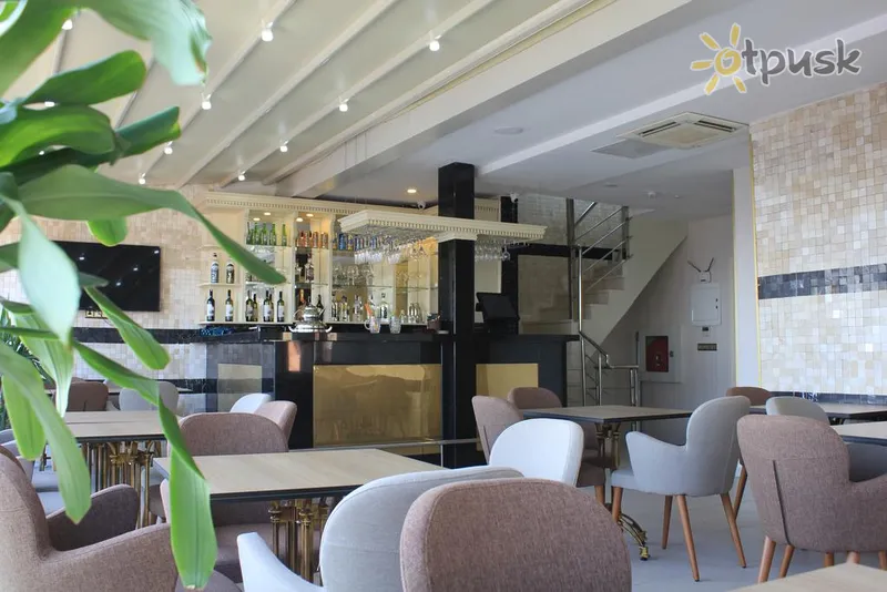 Фото отеля Nayla Palace Hotel 3* Stambula Turcija bāri un restorāni