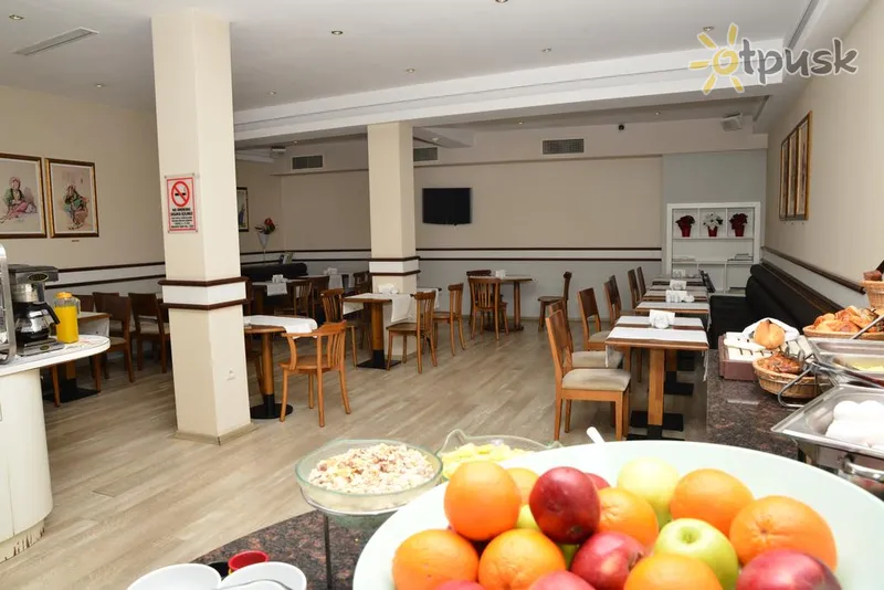 Фото отеля Ilkay Hotel 3* Stambulas Turkija barai ir restoranai