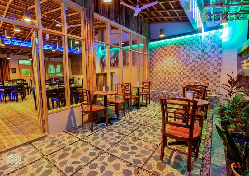 Фото отеля Ocean Retreat & Spa 3* Южный Мале Атолл Мальдивы бары и рестораны