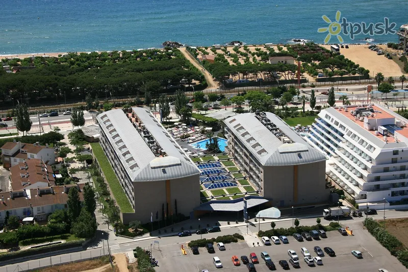 Фото отеля Aqua Hotel Onabrava & Spa 4* Kosta del Maresme Spānija pludmale