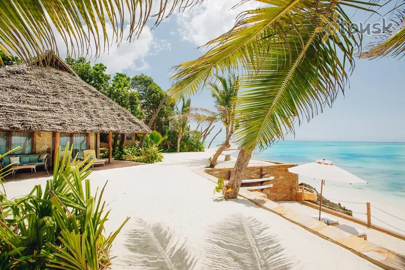 Фото отеля Tulia Zanzibar Unique Beach Resort 5* Pongwe Tanzānija pludmale
