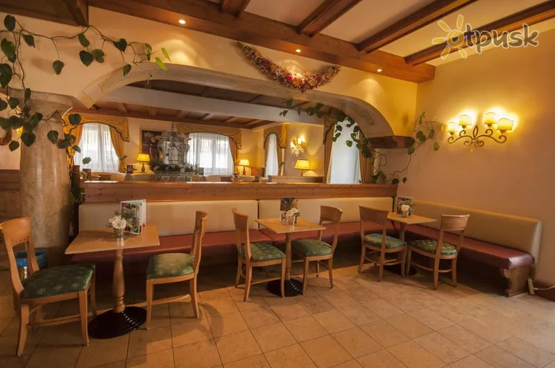 Фото отеля Grand Hotel Misurina 4* Кортина д'Ампеццо Италия бары и рестораны