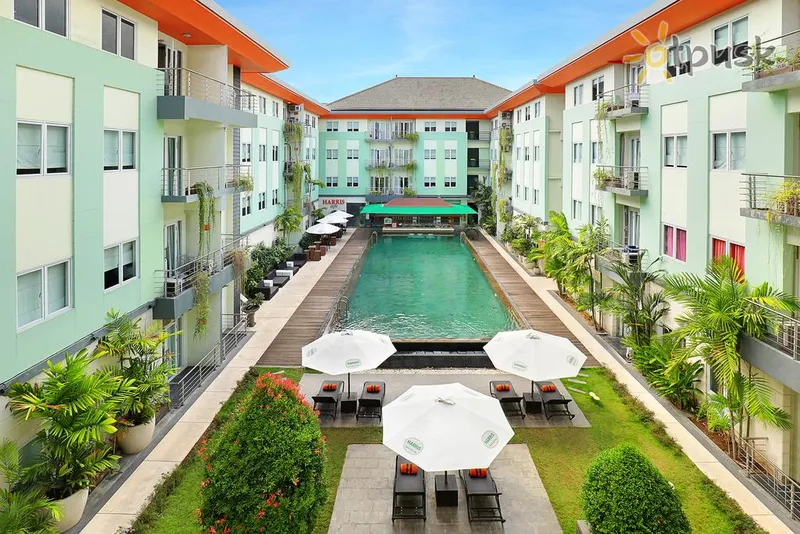 Фото отеля Harris Hotel & Residences Riverview 4* Kuta (Bali) Indonēzija ārpuse un baseini