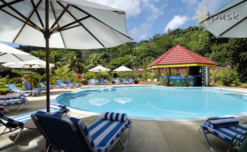 Фото отеля Berjaya Praslin Resort 3* apie. Praslin Seišeliai išorė ir baseinai
