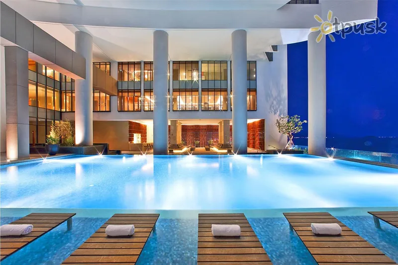 Фото отеля Sheraton Nha Trang Hotel & Spa 5* Нячанг В'єтнам екстер'єр та басейни