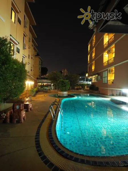 Фото отеля Golden Villa 2* Pataja Tailandas išorė ir baseinai
