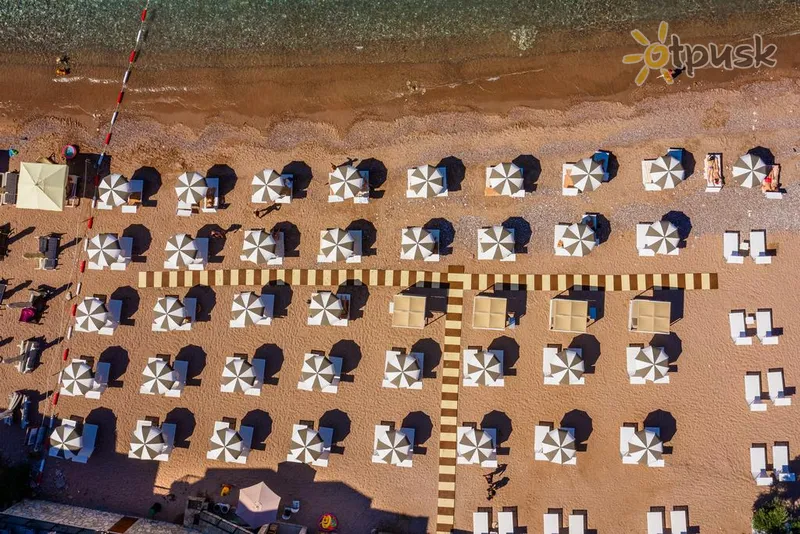 Фото отеля California Hotel 5* Св. Стефан Черногория пляж