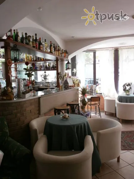 Фото отеля Alfredos Hotel 3* Ріміні Італія бари та ресторани