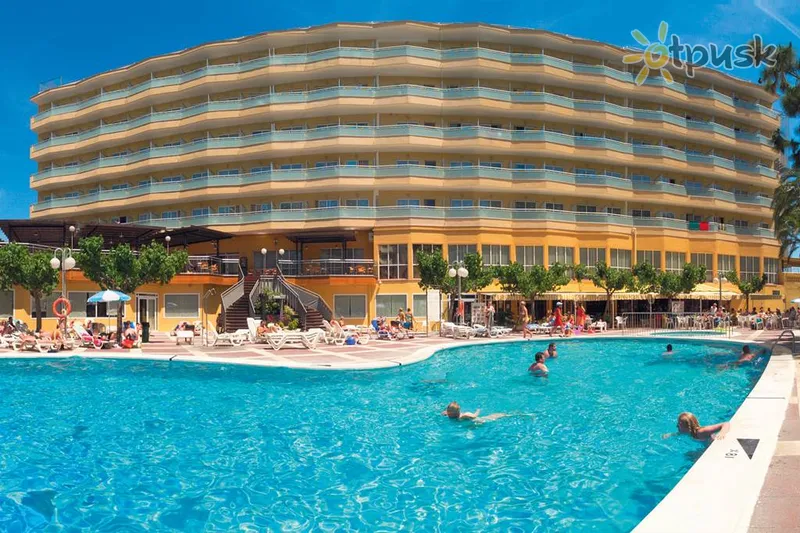 Фото отеля Medplaya Hotel Calypso 3* Kosta Dorada Ispanija išorė ir baseinai