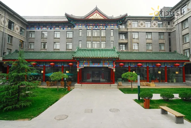 Фото отеля Traveler Inn Hua Qiao Beijing 3* Pekinas Kinija išorė ir baseinai