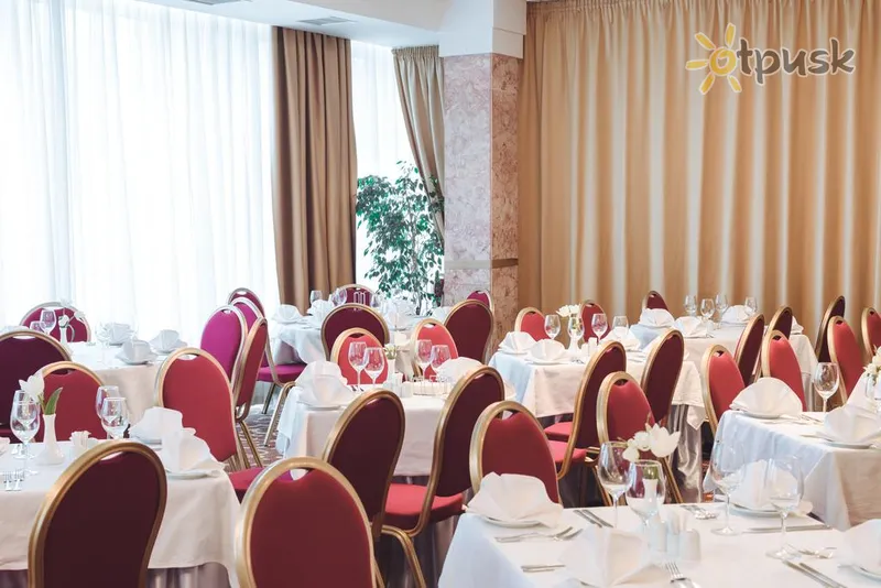 Фото отеля Премьер Отель Русь 3* Kijeva Ukraina bāri un restorāni