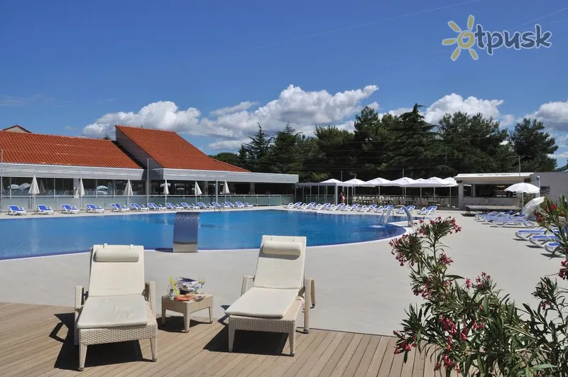Фото отеля Maistra Select Petalon Resort 4* Vrsar Kroatija išorė ir baseinai