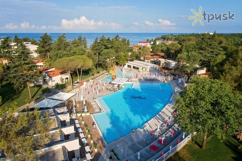 Фото отеля Park Plava Laguna Apartments 4* Пореч Хорватия экстерьер и бассейны