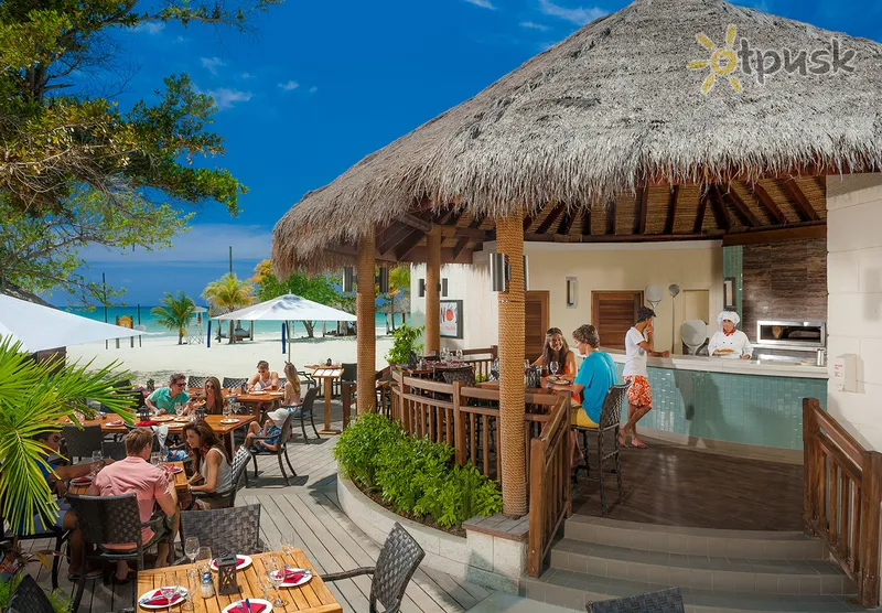 Фото отеля Beaches Negril Resort & Spa 5* Негрил Ямайка бары и рестораны