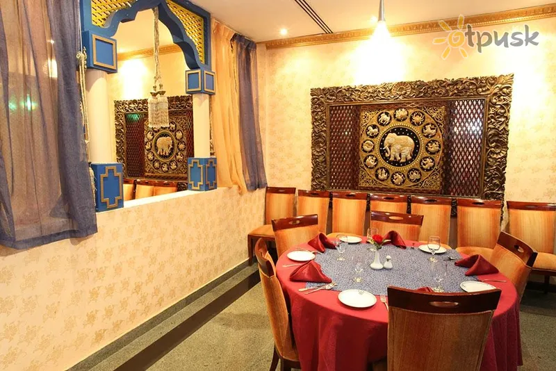 Фото отеля Ramee Guestline Hotel 3* Muskatas Omanas barai ir restoranai
