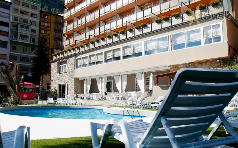 Фото отеля Unike Artic Hotel 3* Андорра Ла Велья Андорра экстерьер и бассейны