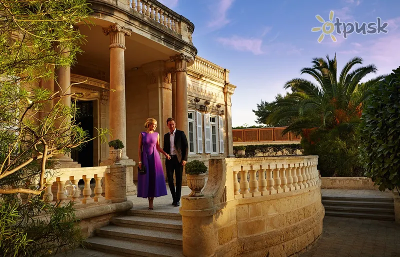 Фото отеля Corinthia Palace Hotel & Spa 5* Mdina Malta išorė ir baseinai