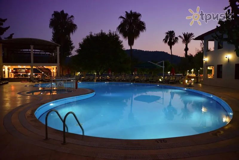 Фото отеля Club Hotel Meri 3* Fethiye Turkija išorė ir baseinai